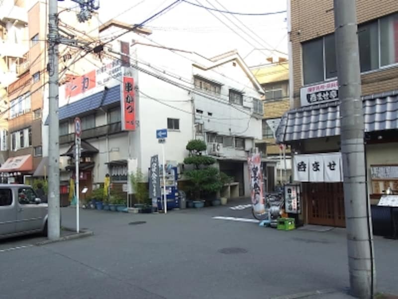 駅前、裏側、西九条