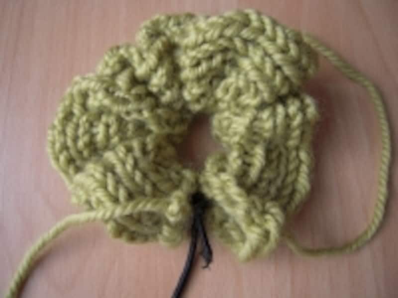 毛糸のシュシュ手順18