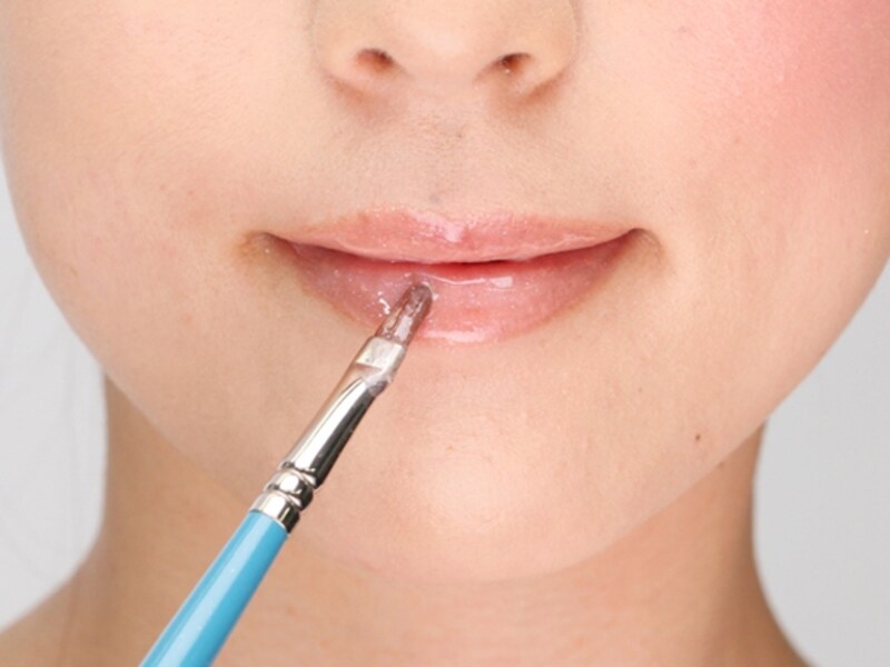 中央部分はグロス重ねづけ