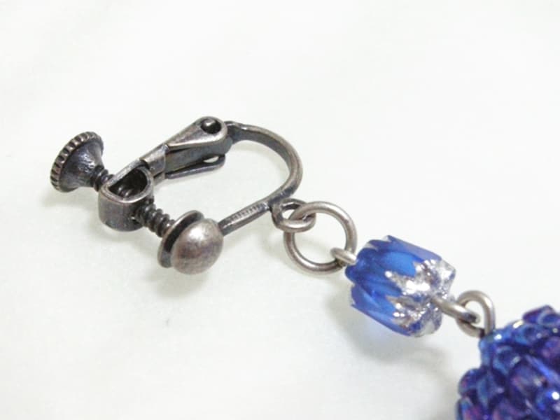 ビーズボールイヤリング