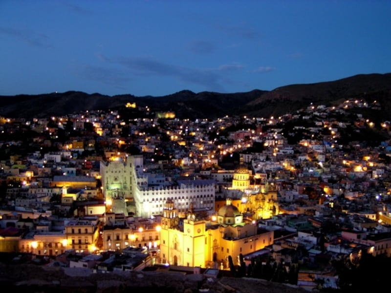 メキシコで一番美しい町並みと呼ばれるグアナファトの風景