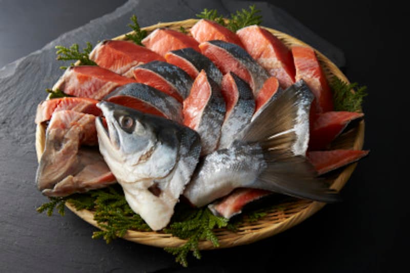 鮭の下ごしらえのやり方 料理別の下処理方法とは バランス献立レシピ All About