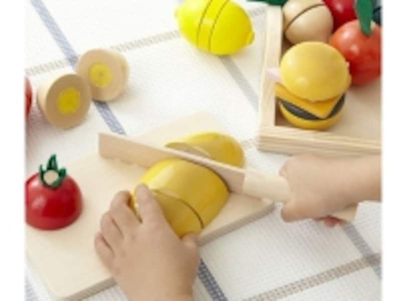 ザクッという気持ちのよい音は、おままごと気分を盛り上げます