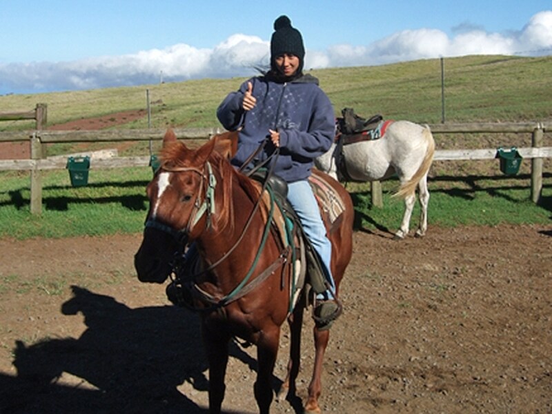 カフア牧場のスタッフ、マキさん
