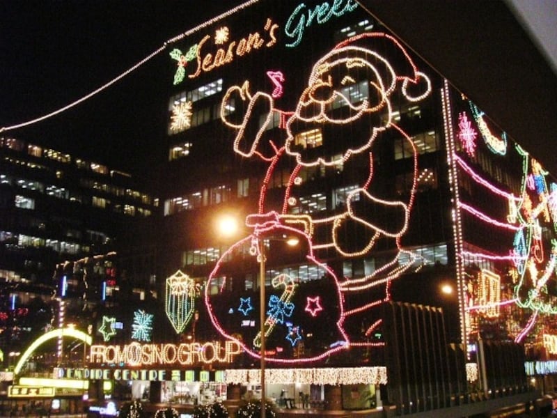 チムサーチョイのイルミネーション