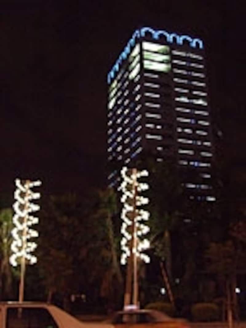 ＬＥＤで装飾されたビル