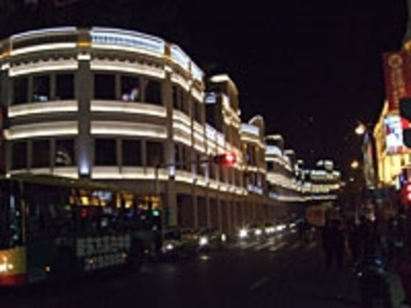 大型ショッピングモール