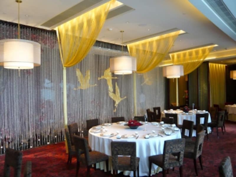 マカオの高級レストランにはミシュランで星を獲得しているところも多い。写真はアルティラにある中国料理レストラン「帝影樓（Ying）」