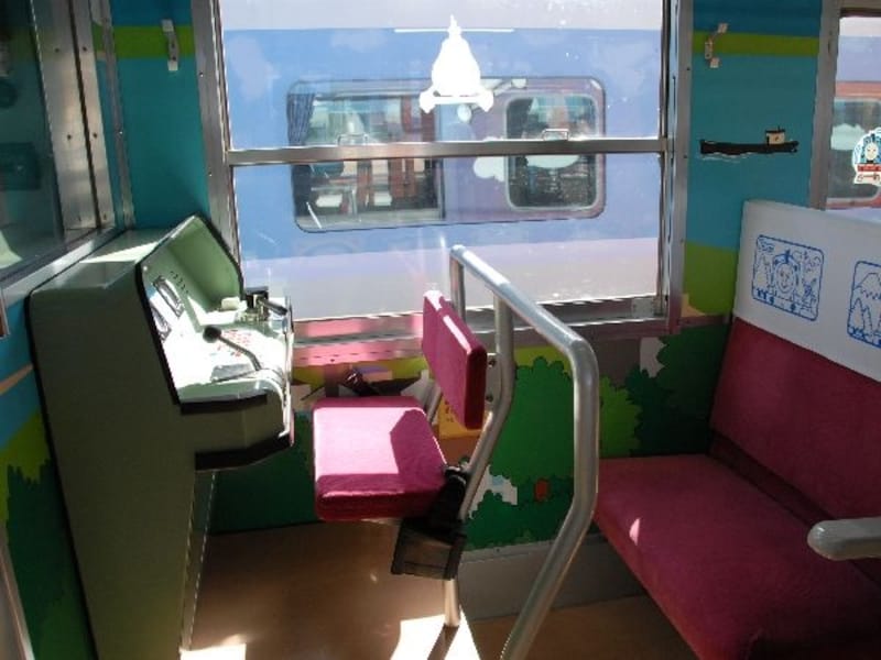 運転席みたいな座席