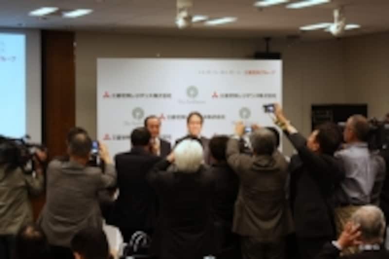 記者説明会の様子