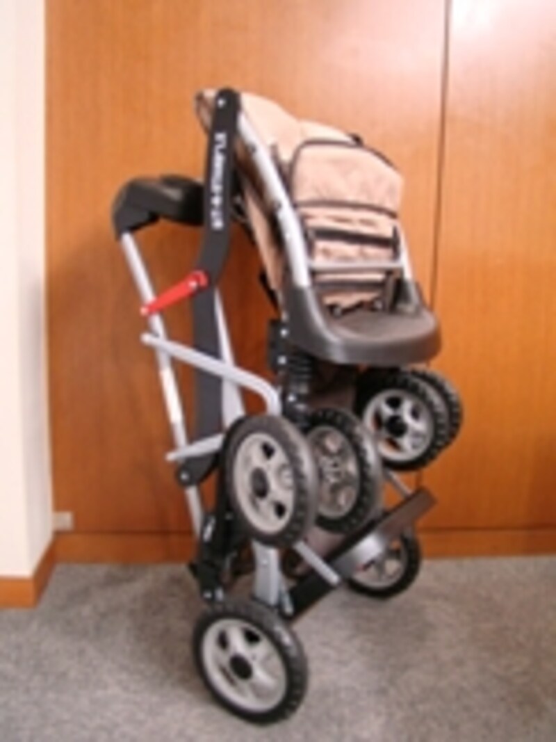 折りたたむと予想以上にコンパクト