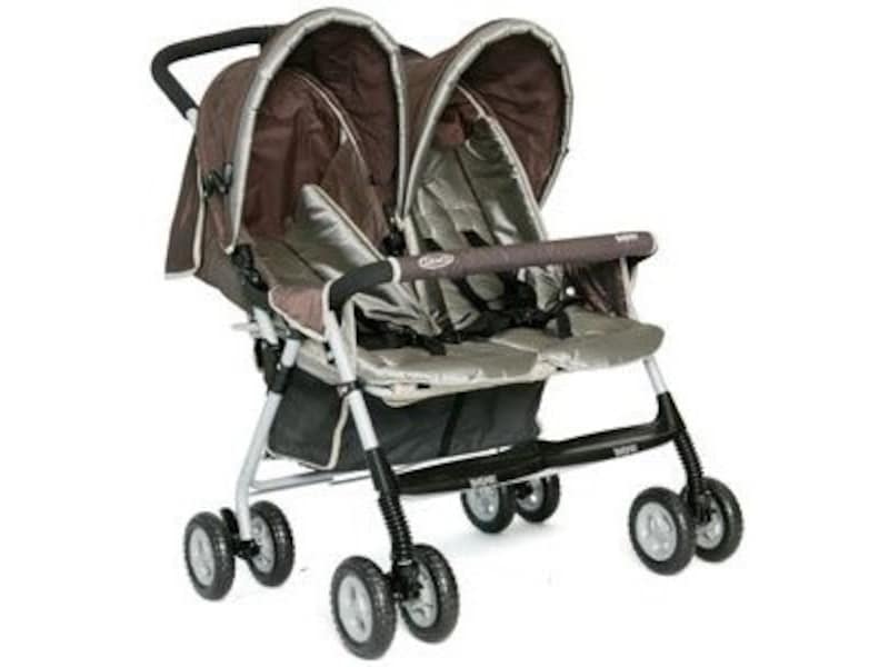 二人乗り用では珍しく、折りたたむと自立する