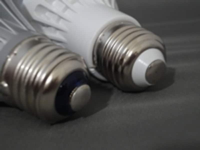 LED電球を選ぶ際には口金のサイズE17、E26などを確認