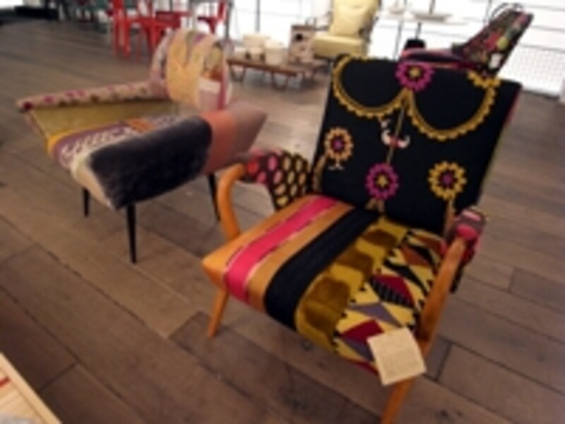 パリのセレクトショップ“メルシー”の椅子