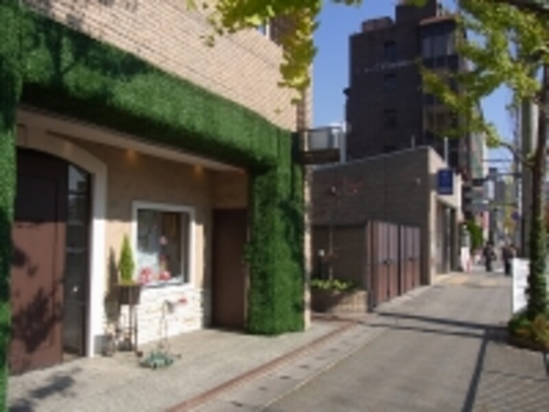 ルアンジュ教会と松ヶ崎の駅