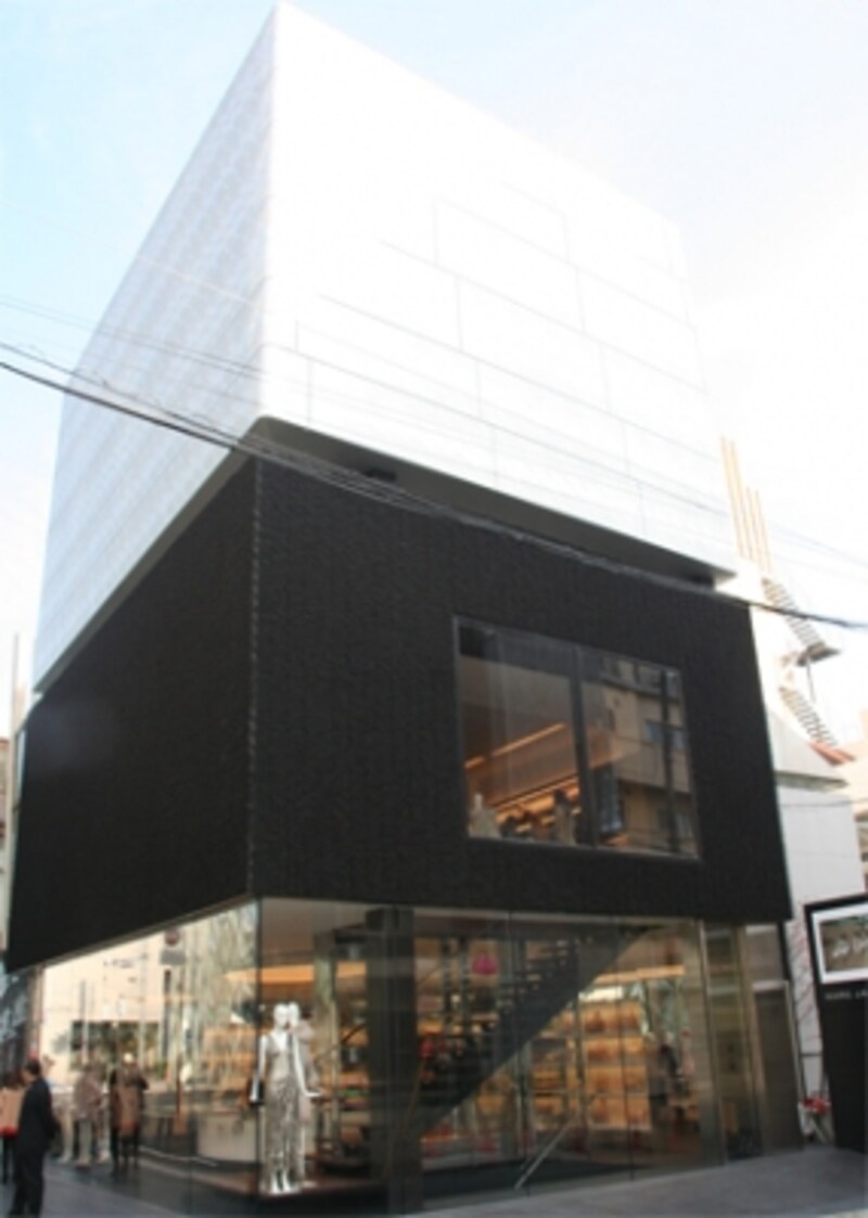 MARC JACOBS AOYAMA