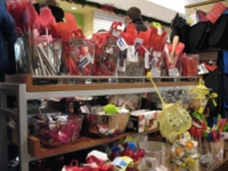 キッチン関係の小物類はお料理好きな人へのお土産にぴったり