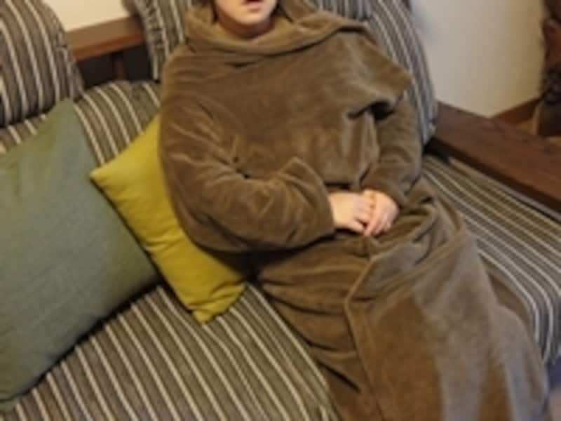 イオン トップバリュの着る毛布　大人用1980円