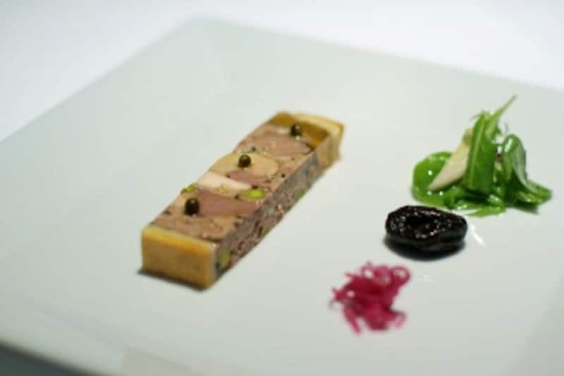 ジビエのパテ・アン・クルート