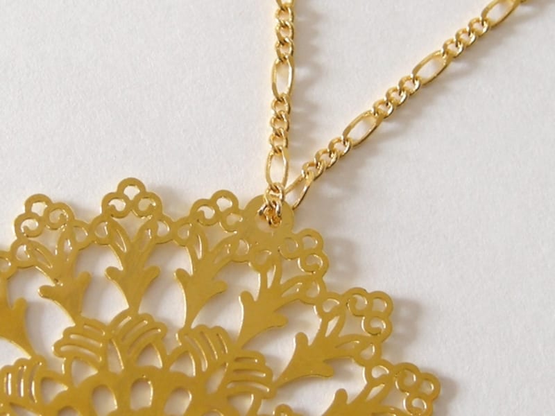 座金とビーズのブックマーカー