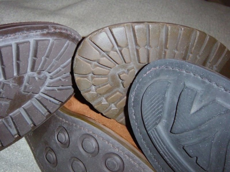 ダイナイトソールとは…靴底に特徴的な溝を持つ革靴・紳士靴