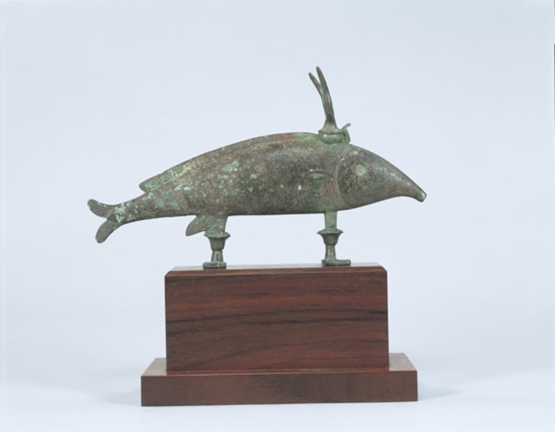 聖魚オクシリンコス像　末期王朝時代・前664～前332年頃 東京国立博物館蔵 2011年7月31日(日)まで、表慶館第7室にて展示