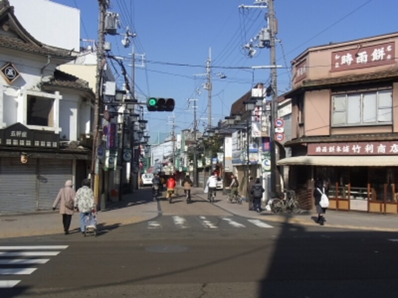 岸和田駅前通り商店街、アーケード切れる