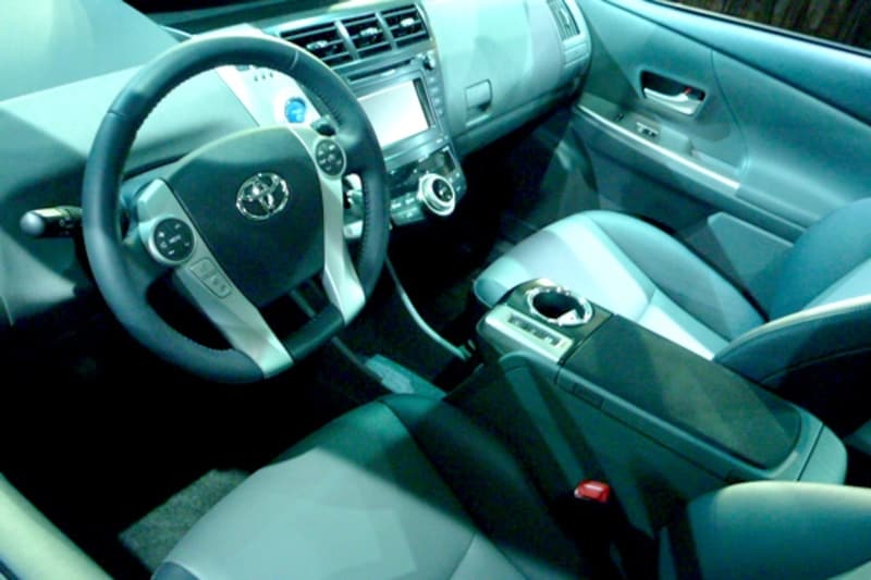 プリウス、ワゴン