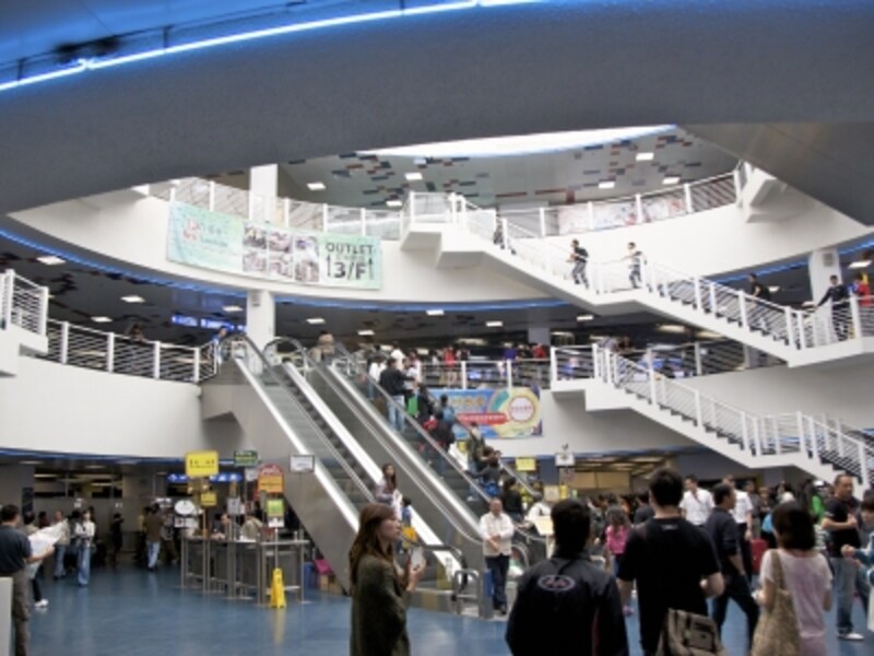 フェリーターミナルや空港での注意