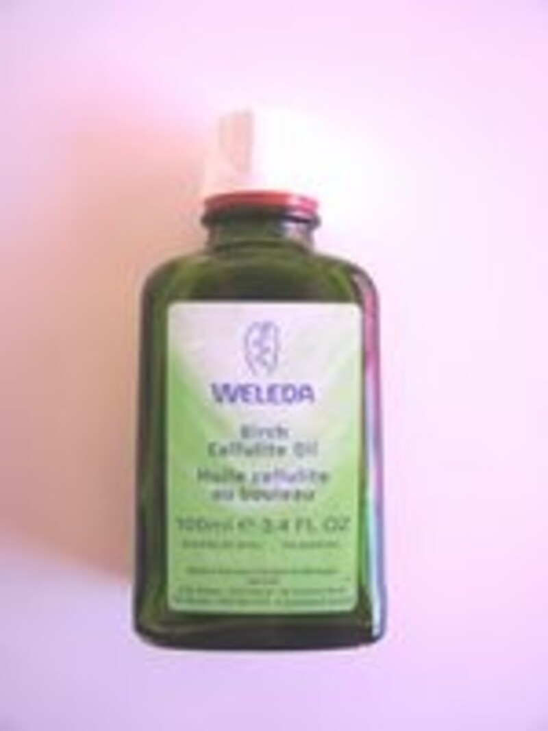 『ホワイトパーチ　ボディ シェイプオイル』（ヴェレダ　ジャパン）