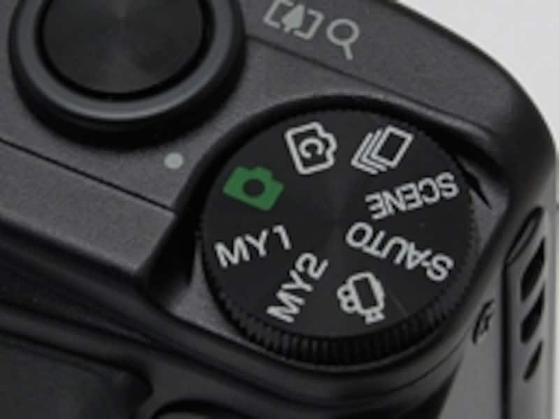 ダイヤルのMY1/MY2には、カスタマイズした設定を登録できるので、自分だけのCX4を作り出せる