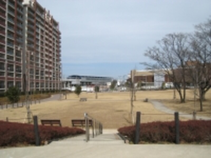 駅前のマンション