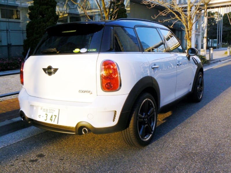 クーパーS リヤビュー