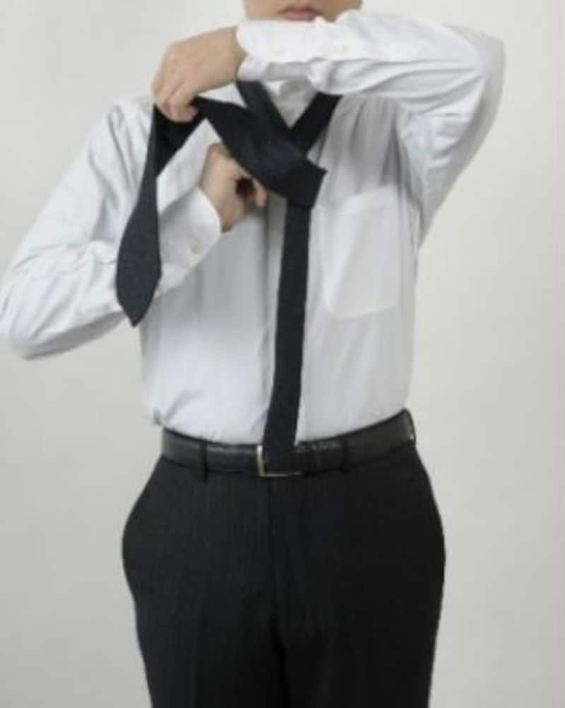 ネクタイ,結び方,プレーンノット