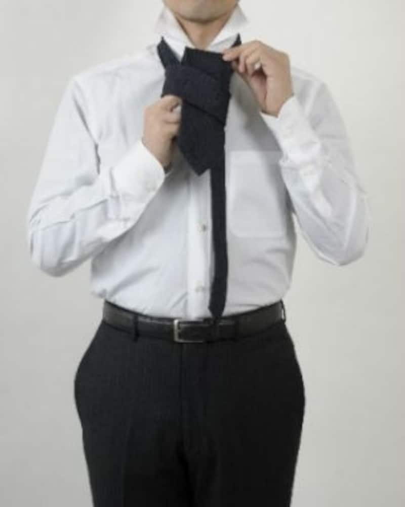 ネクタイ,結び方,プレーンノット