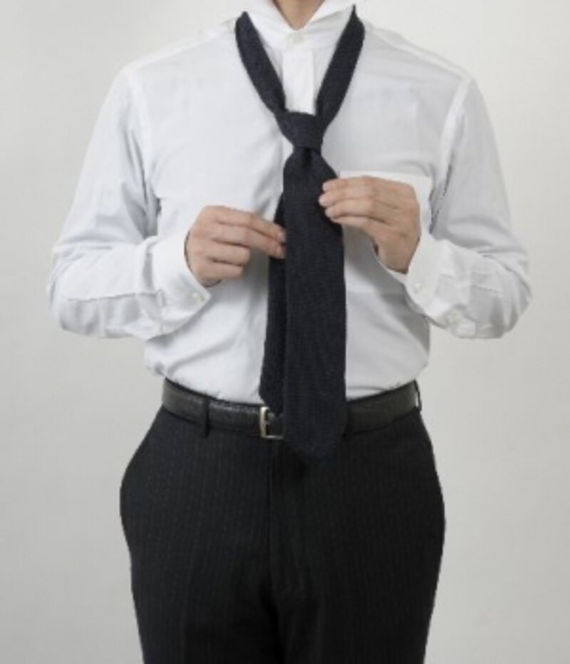 ドレスダウンプレーンノット