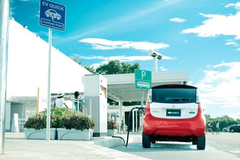 三菱アイミーブ