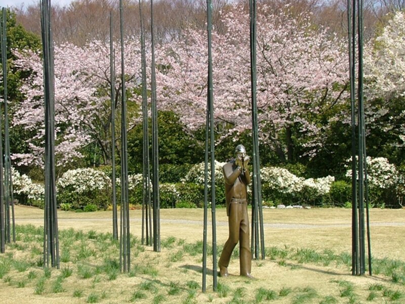 ヴァンジ彫刻庭園美術館