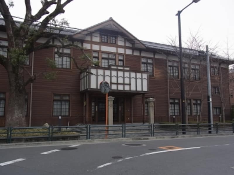千里山佐井寺図書館西館、千里第二小学校旧木造校舎