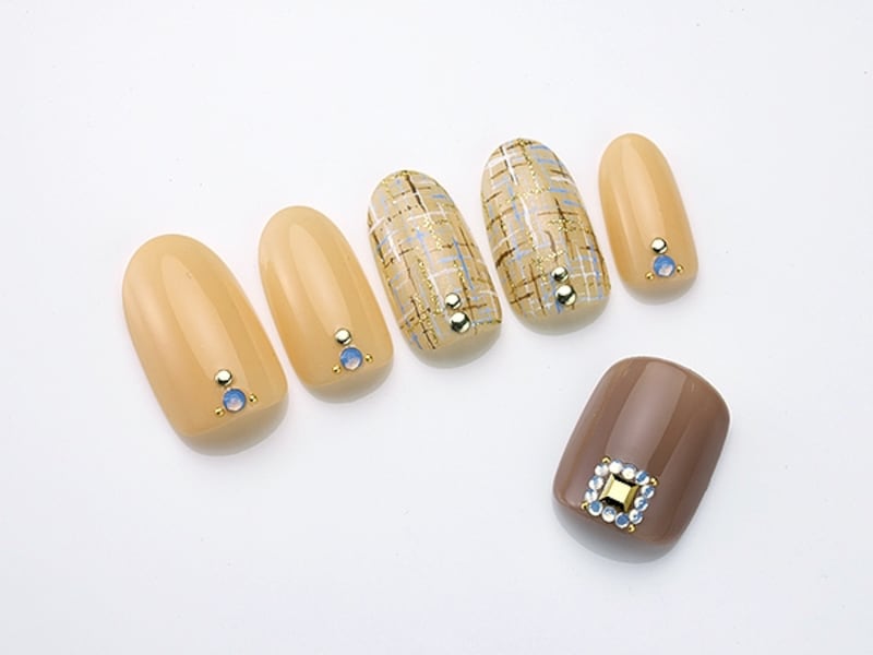 寒い季節のブルーはさし色使いが◎