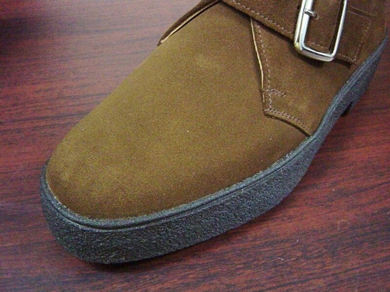 スエードチャッカ・爪先