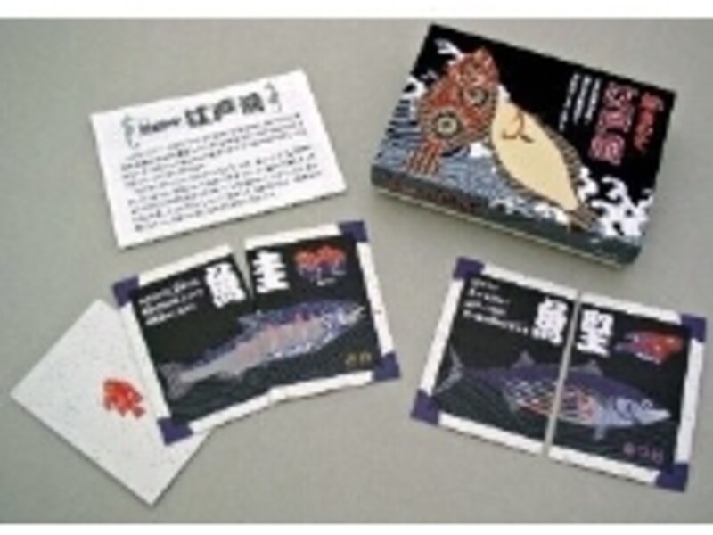 遊び方は絵合わせのほか、神経衰弱やカルタなど