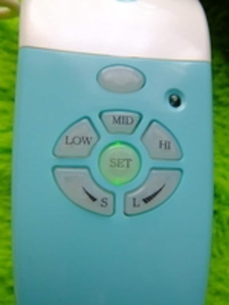 ハンドピースの操作部分(SETボタン点灯)