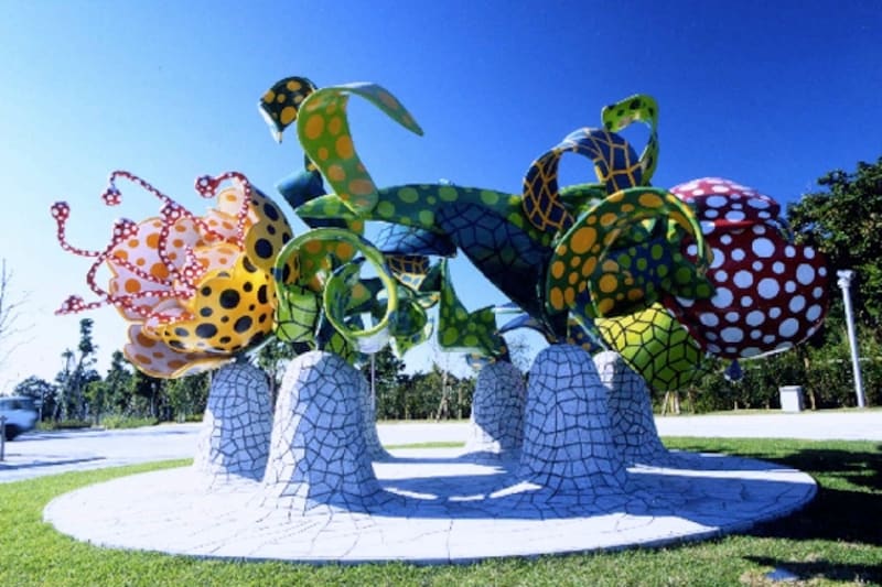 草間 彌生undefinedシャングリラの華 < Flowers of Shangri-La >