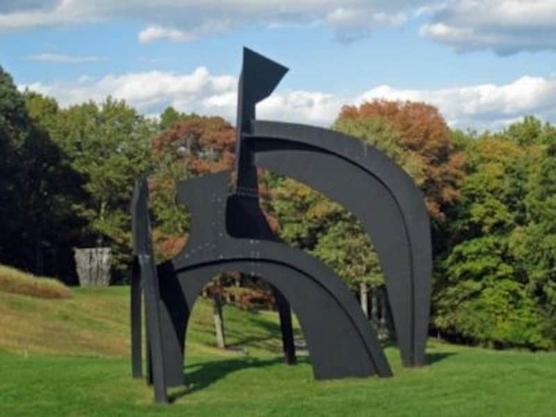 歩いていると出現するアート