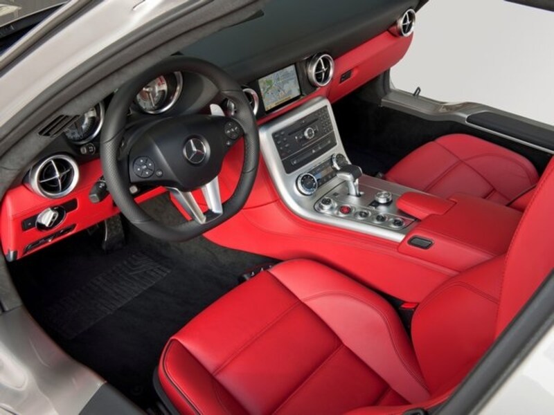 メルセデス・ベンツSLS AMG