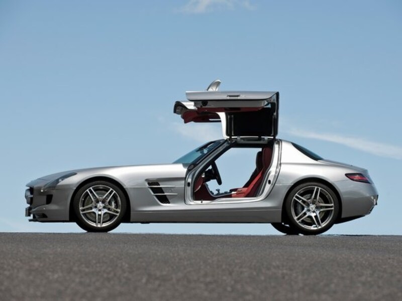 メルセデス・ベンツSLS AMG