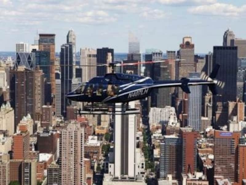 摩天楼眺める空中散歩