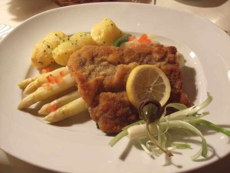 ホワイトアスパラガス