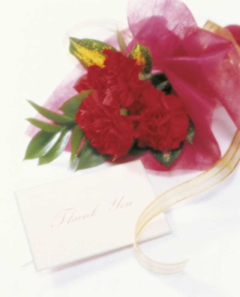 プレゼントにカードを添えるとさらに◎